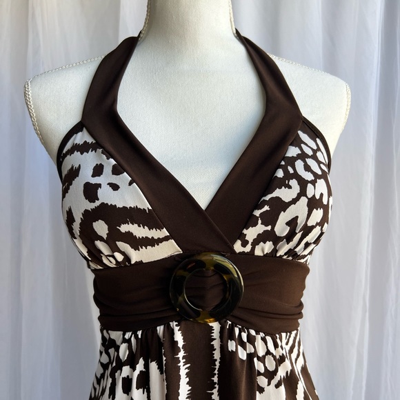 ⭐️ANIMAL PRINT HALTER TOP⭐️ Size S - Picture 3 of 6
